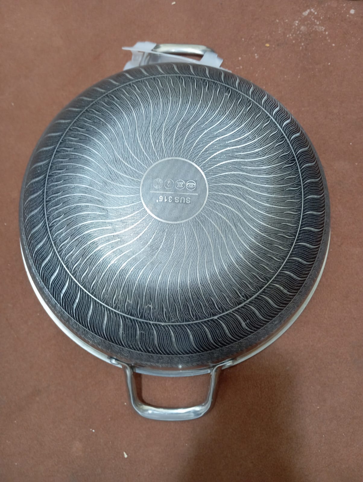 Premium Imported Honeycomb Laser-Coated Karahi