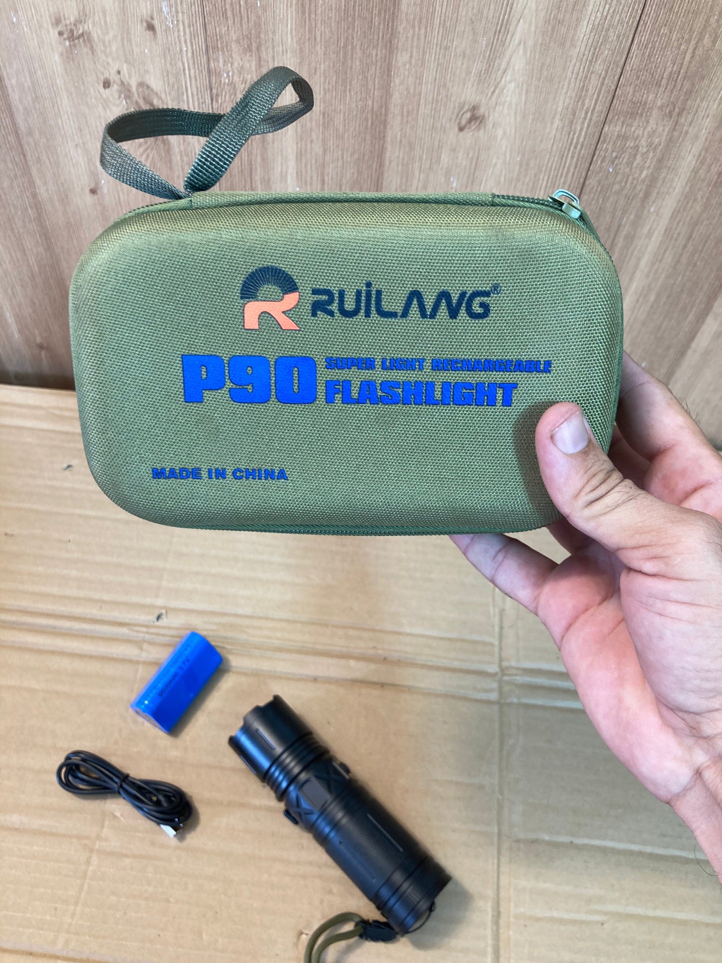 Ruilang P90 Rechargeable Super LED Flashlight - Torch