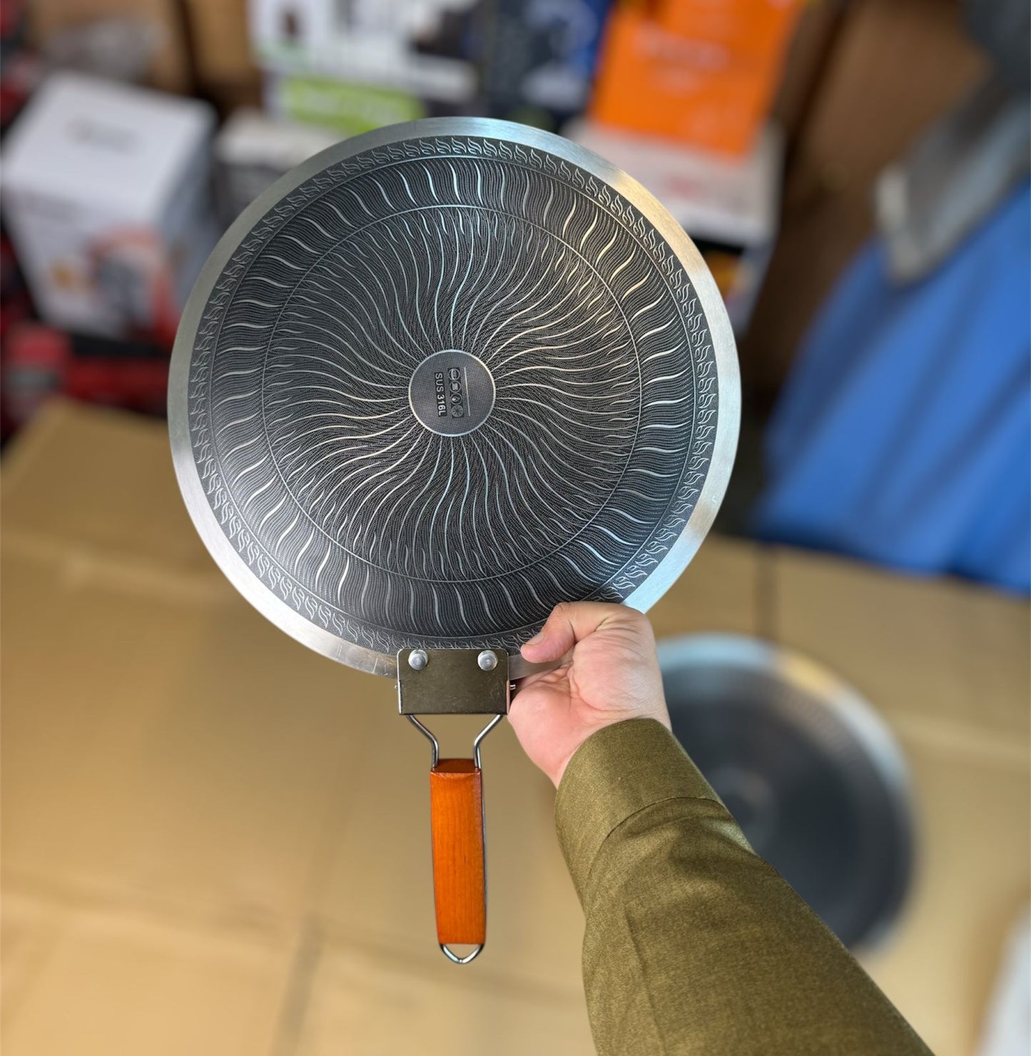 Foldable Handle Honeycomb Laser Coated Tawa