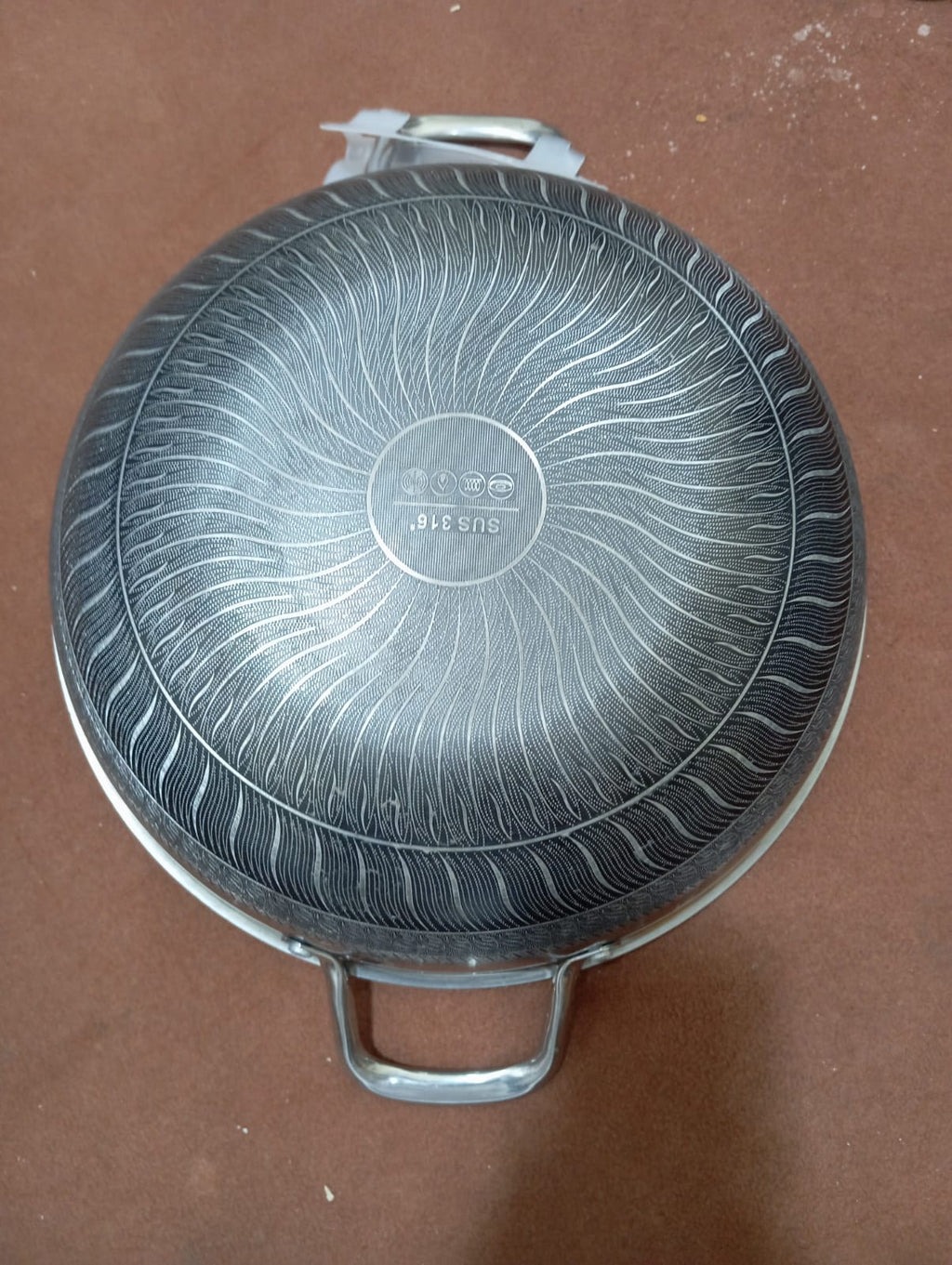 Premium Imported Honeycomb Laser-Coated Karahi